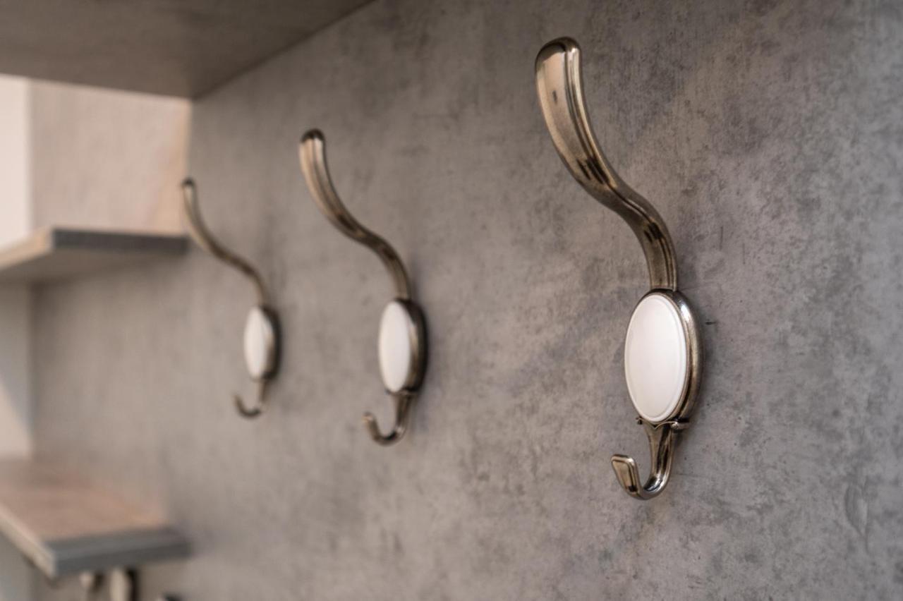 Brand New, Cozy And Quiet 1 Bedroom Apartment, Free Parking タリン エクステリア 写真